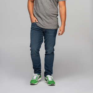 The model is 5'11" and is wearing a size 32x30.