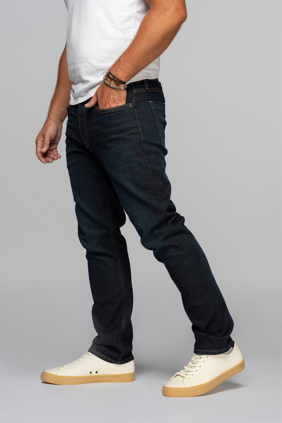 Men's Dark Wash Denim & Jeans