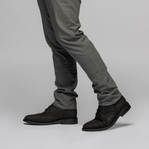 The model is 5'11" and is wearing a size 32x30.