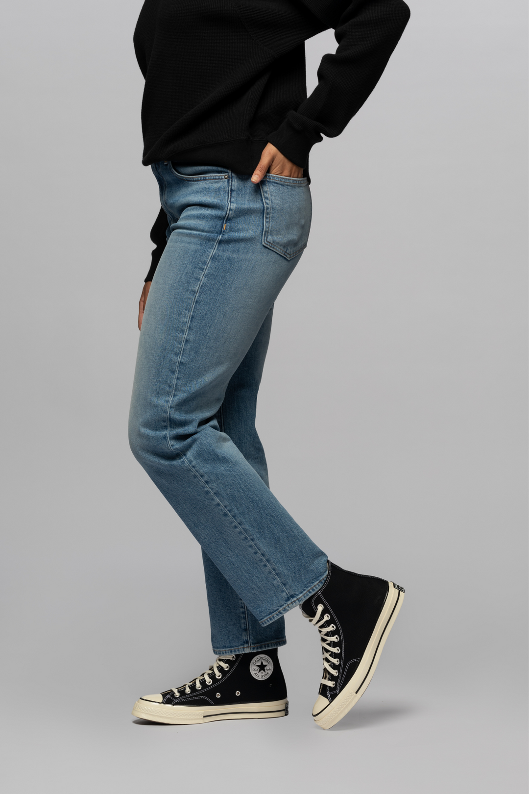 【THEAIRTOWN】Cut-Out Distressed Denim Pants ★ PAIGE Frankie cropped distressed high-rise wide-leg jeans
